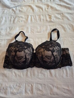 Torrid Curve 42DDD Black lace lined, adjust straps underwire VGUC